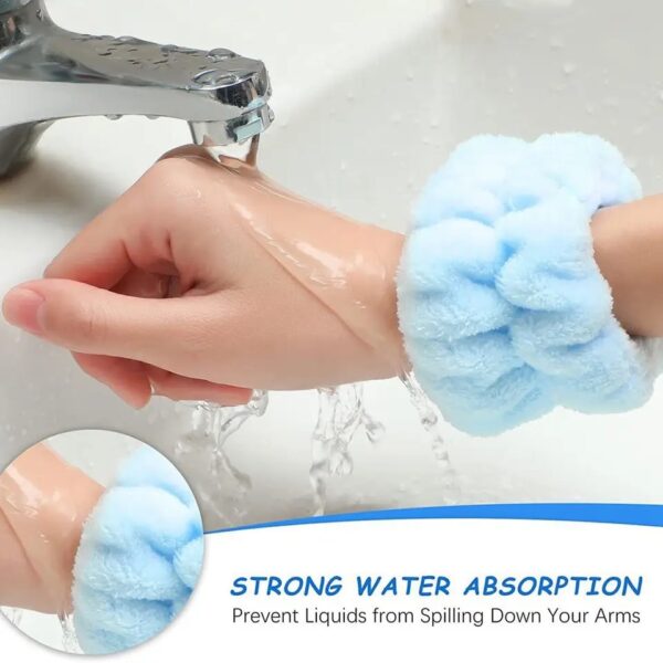 355446638-2040193044 Skincare Accessory Set