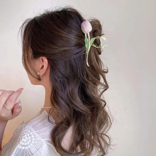 -759046650187292978 Tulip Clip