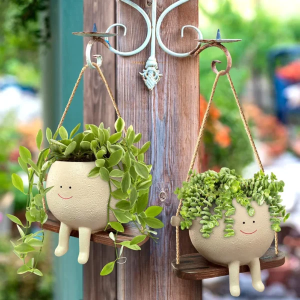 Swing Face Wall Pot