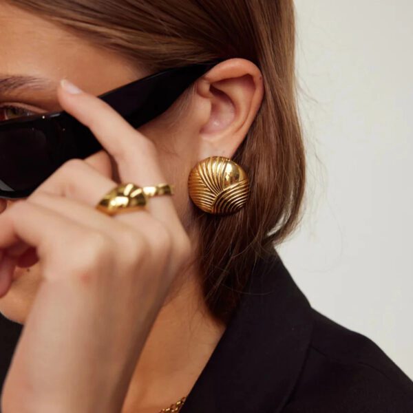 3 YOUTHWAY-Irregular Threaded Round Earrings