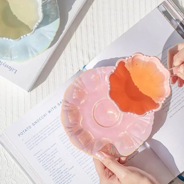 6 Ceramic Petal Cups