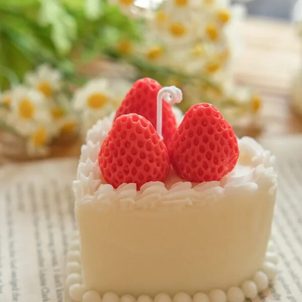 3 Strawberry Cream Cake Scented Candle