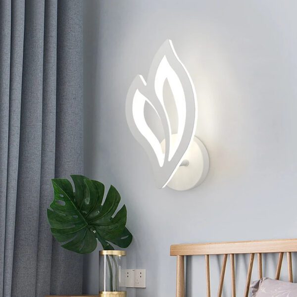 4 Leaf Shaped LED Wall Lamp