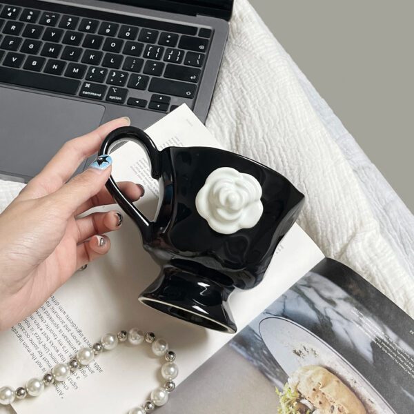4 3D Camellia Ceramic Mug