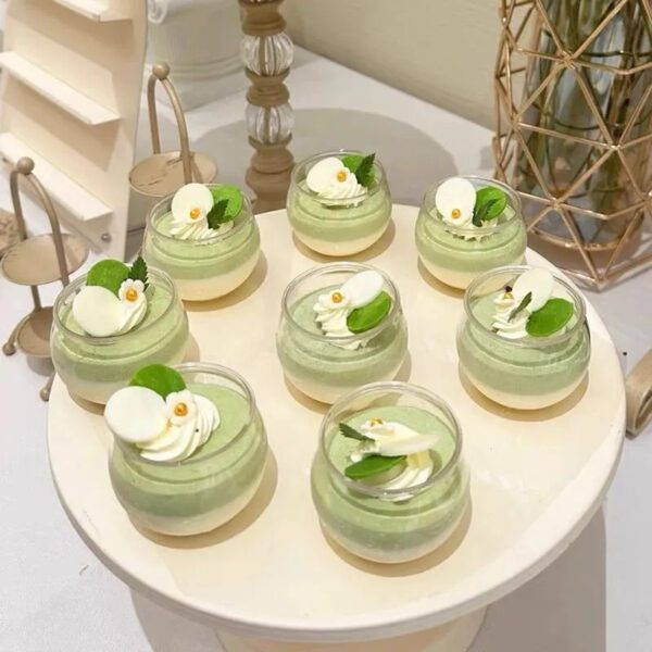 4 Round Mousse Cups