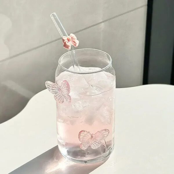 Bow Shaped Glass