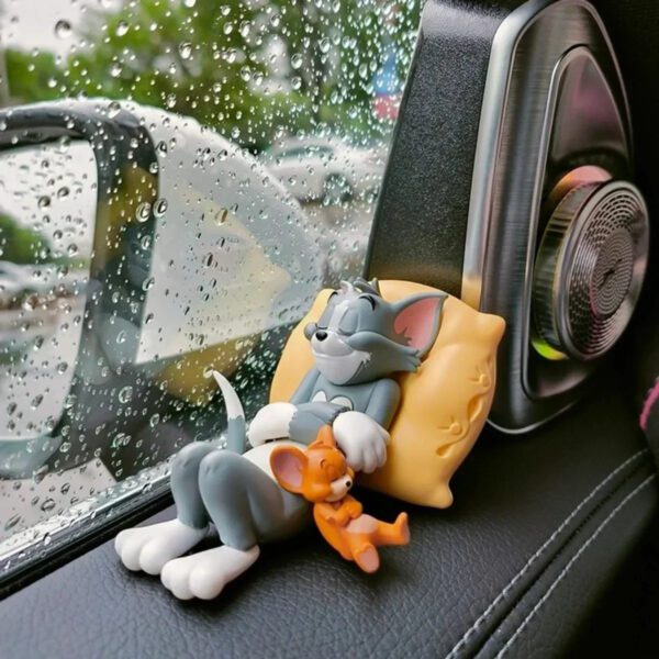 Tom and Jerry Figurines