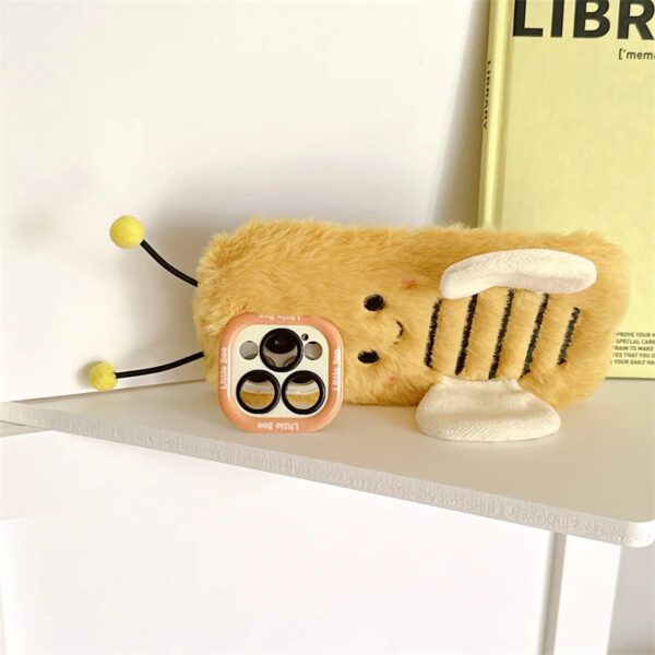 5 Fur Fluffy Bee Case