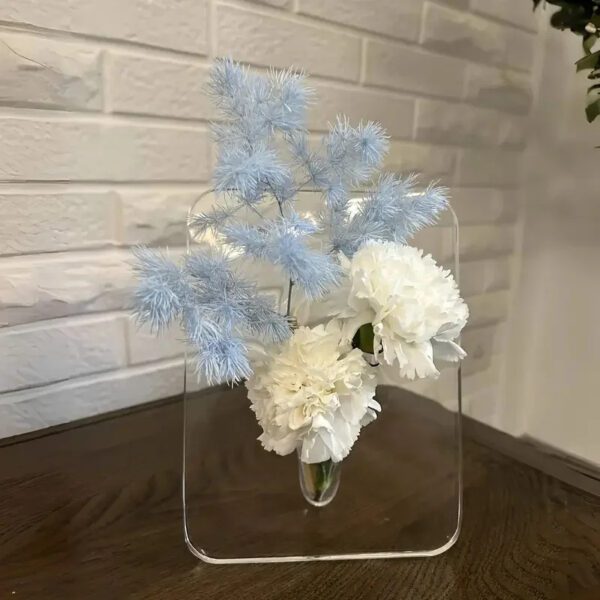 Geometric Transparent Vase