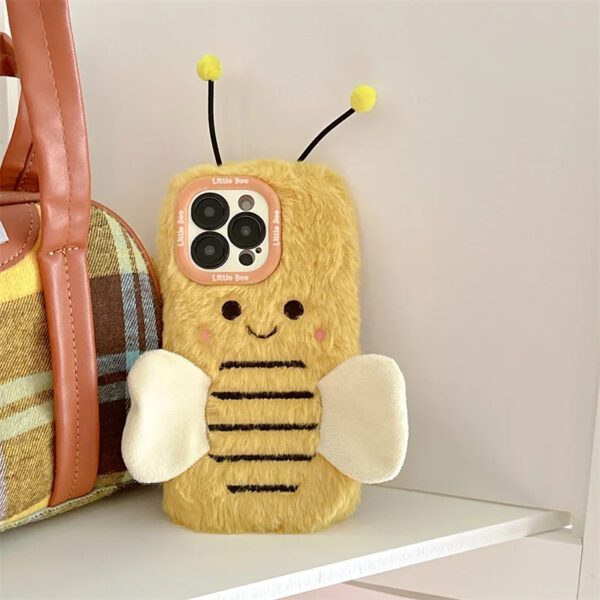 6 Fur Fluffy Bee Case