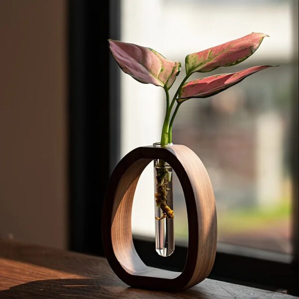 Bloom Nest Wood Vase
