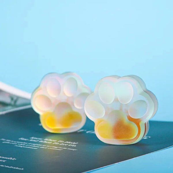 2 Cavity Cat Paw Silicone Mold