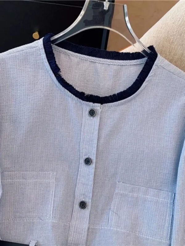 Retro Cropped Fragrant Top