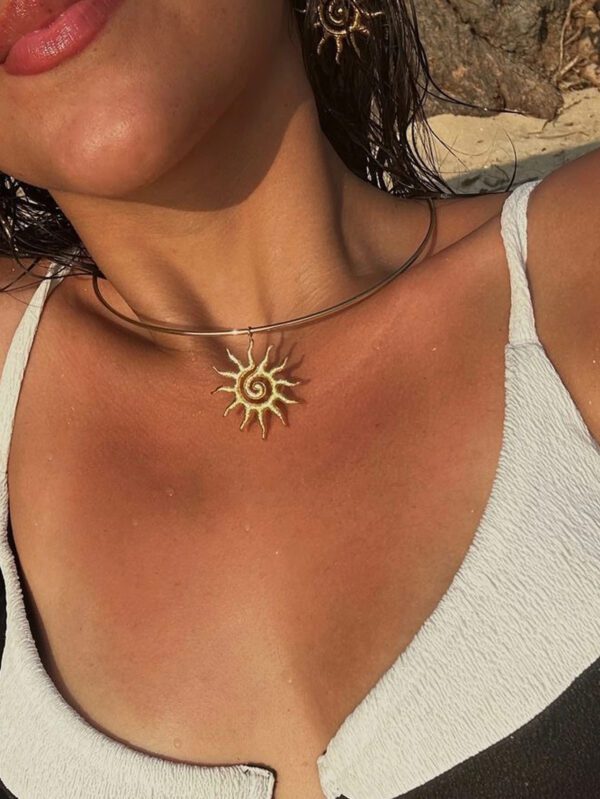 Hollow Sun Choker
