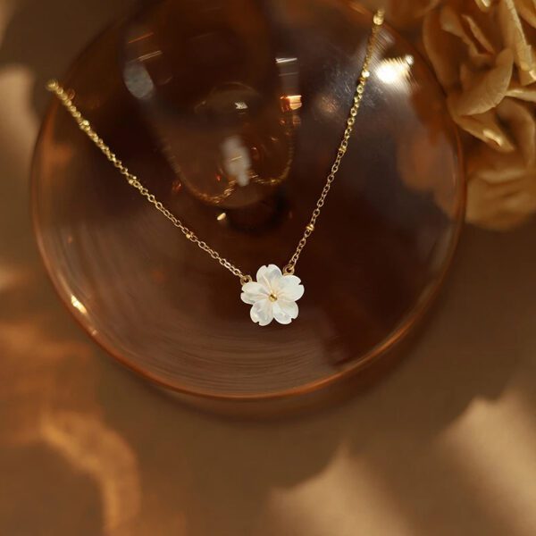 Shell Flower Pendant