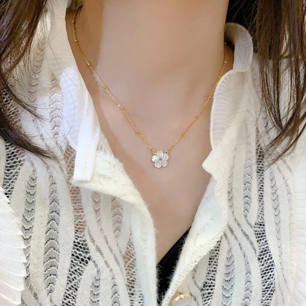 Shell Flower Pendant