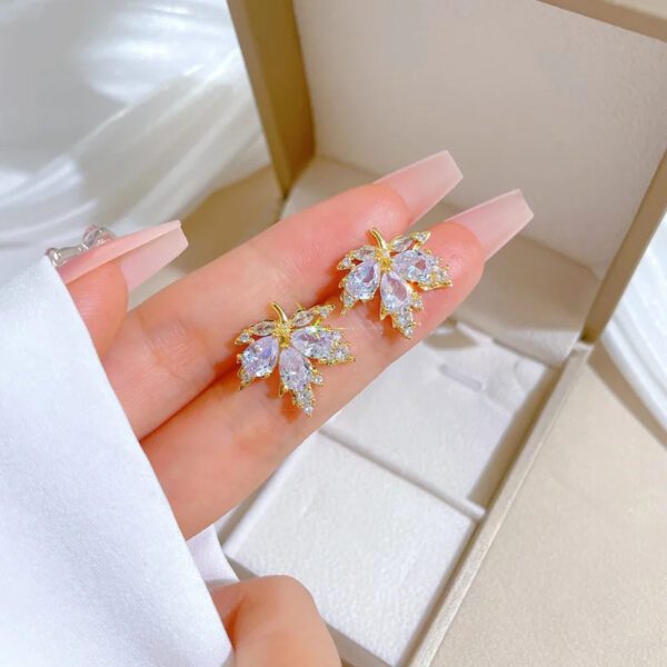 Maple Leaf Zircon Pendant